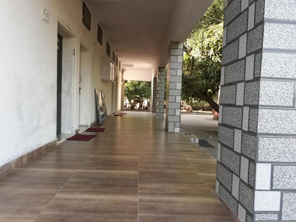 Hiran Holidays Homestay Sasan Gir